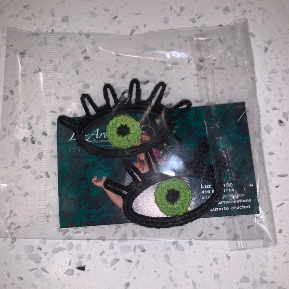 Woven Eye Earrings from a local artisan - sealed, never worn! - Picture 3 of 3